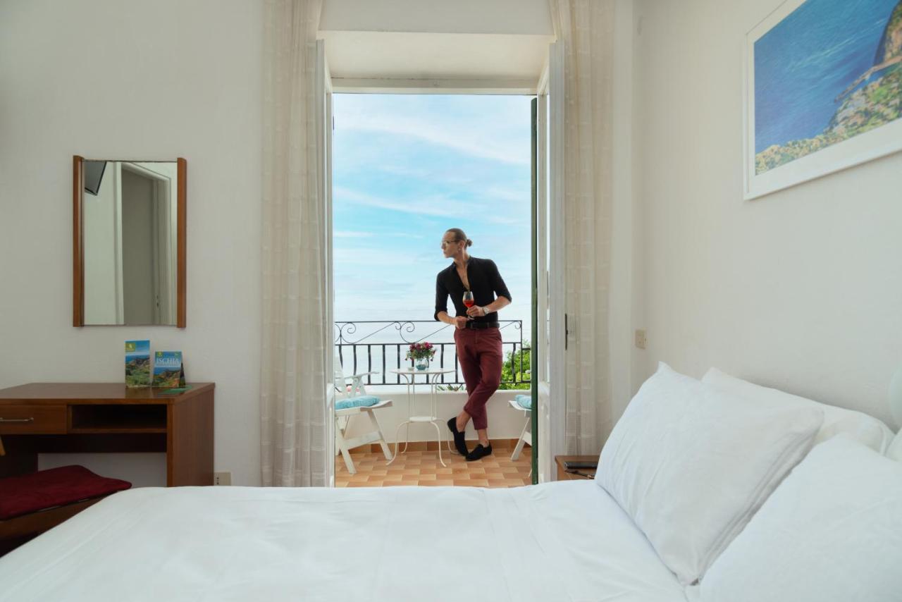 Villa Bina Sea Hotel Sant'Angelo  Εξωτερικό φωτογραφία