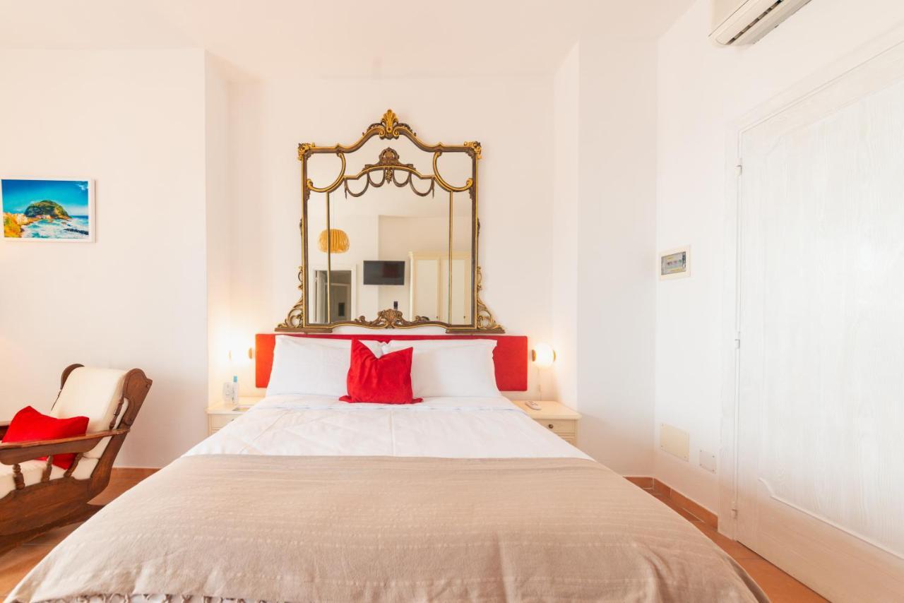Villa Bina Sea Hotel Sant'Angelo  Εξωτερικό φωτογραφία