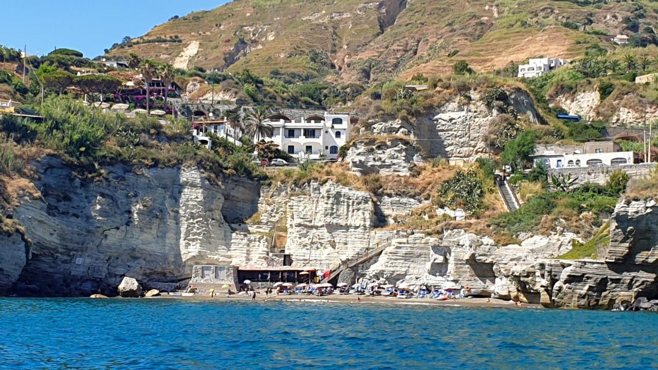 Villa Bina Sea Hotel Sant'Angelo  Εξωτερικό φωτογραφία