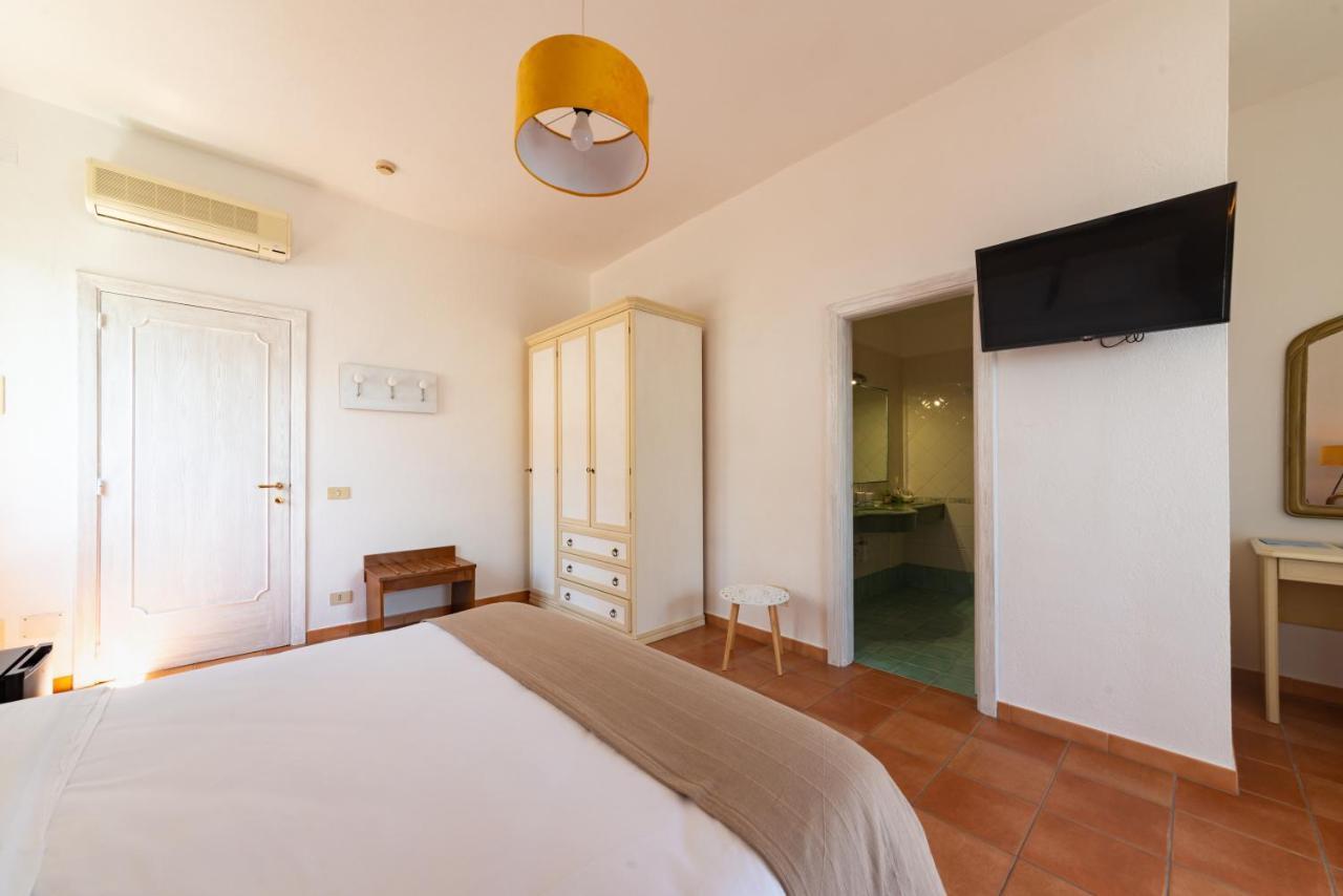 Villa Bina Sea Hotel Sant'Angelo  Εξωτερικό φωτογραφία