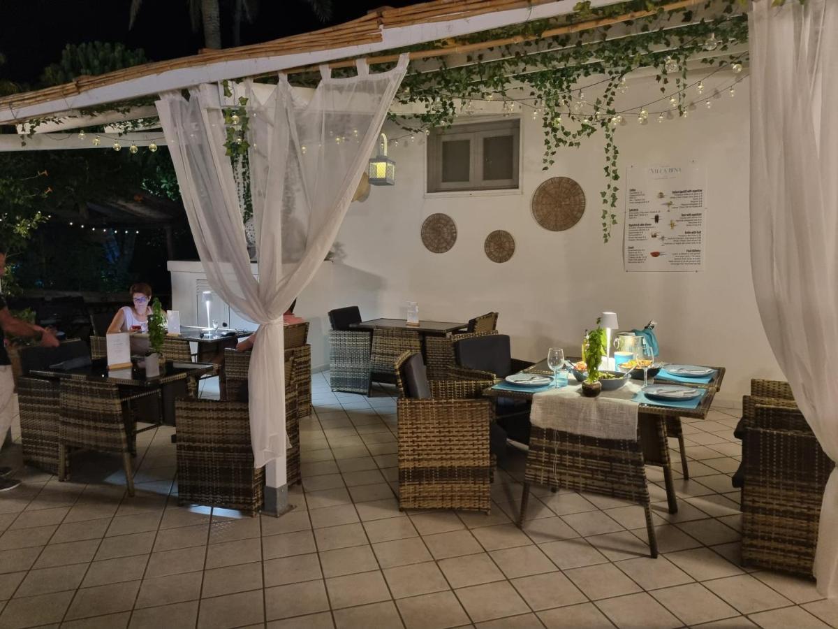 Villa Bina Sea Hotel Sant'Angelo  Εξωτερικό φωτογραφία