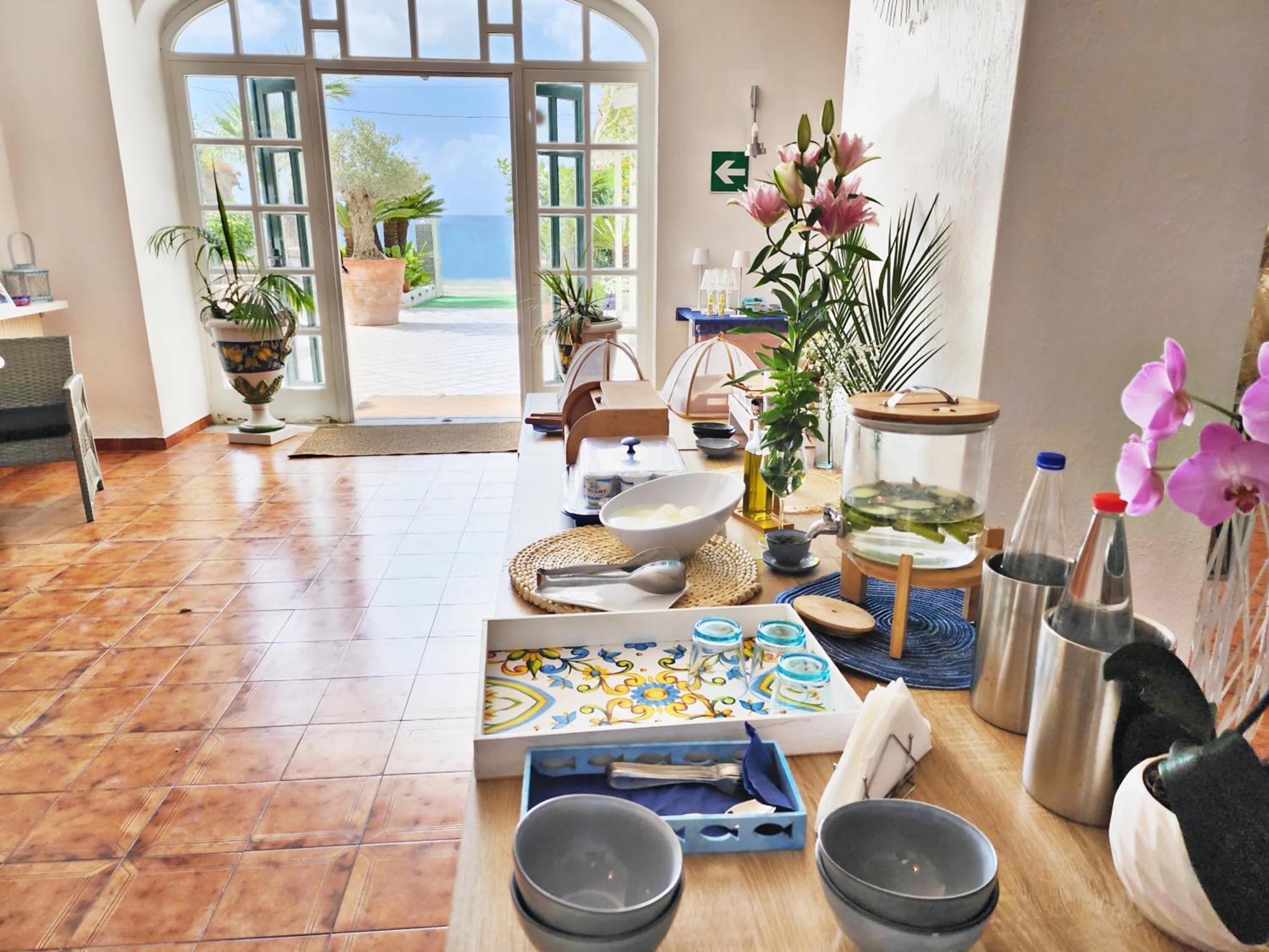 Villa Bina Sea Hotel Sant'Angelo  Εξωτερικό φωτογραφία